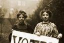 Annie_Kenney_and_Christabel_Pankhurst_(cropped)